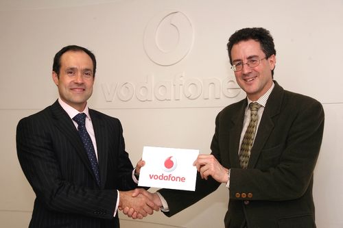 Vodafone sponsors print features journalism award