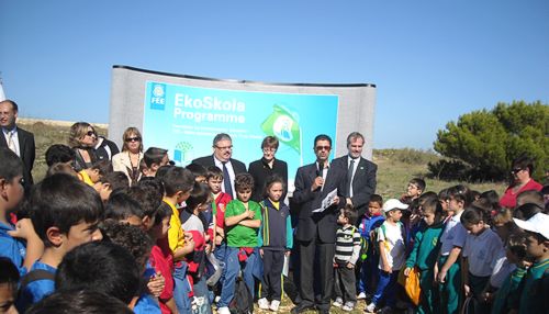 HSBC supports Eco-Schools for a global initiative against climate change