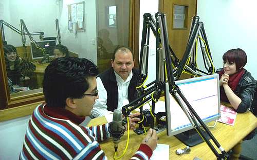 Thea Garrett pays visit to Radio Lehen il-Qala studios Gozo