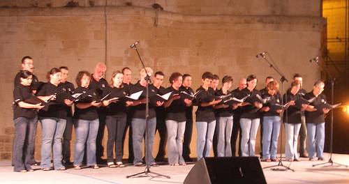 The Gaulitanus Choir entertains with American musicals