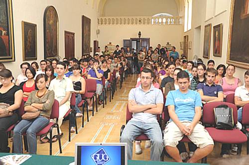 Introductory meeting held for new Gozo university students