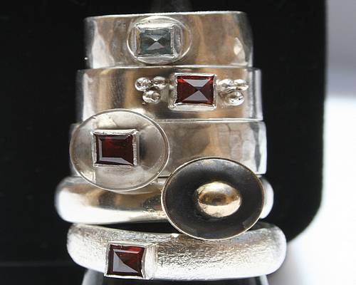 Designer craft gifts for Christmas from Gharb and Ghasri