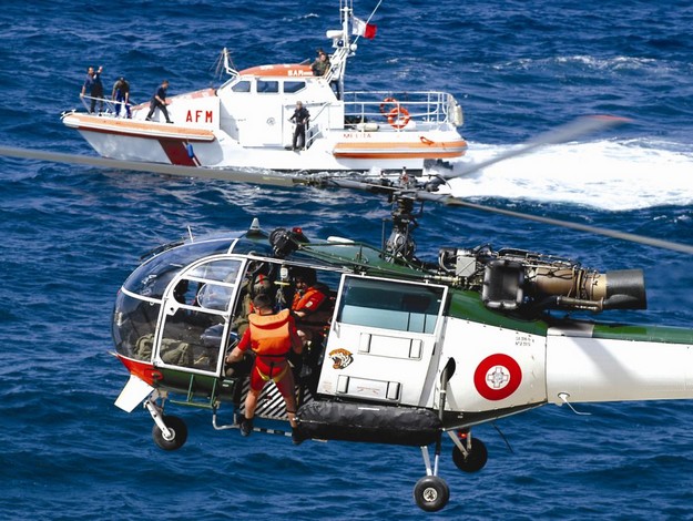 Diver rescued by the AFM from rough seas off Dwejra Diver rescued by the AFM from rough seas off Dwejra