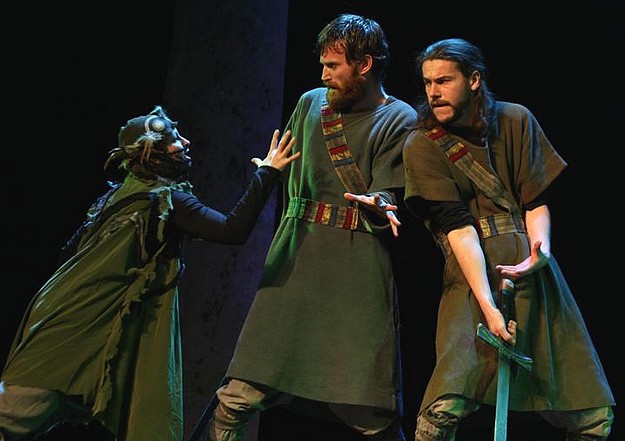 Macbeth by TNT Theatre Britian, at the Presidential Palace