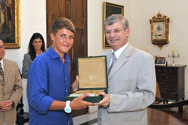Xaghra’s Jonathan Young wins international competion prize
