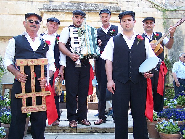Folk music and dance evening this Friday in Xaghra Square