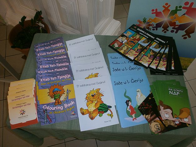School children to receive books for World Children’s Day