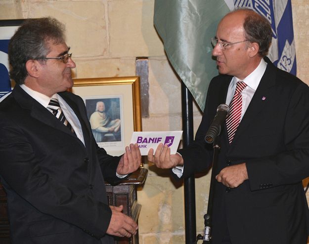 Gozo Minister welcomes Banif support for Circolo Gozitano
