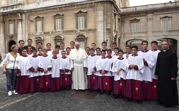 25 Maltese boys offer service in Saint Peter’s Basilica, Rome