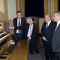 Banking institutions donate €50,000 worth of musical instruments to MPO
