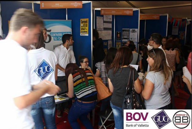 Distinguished guests visit the GUG stand today at Fresher’s Week