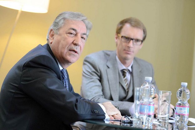 Airport exceeds expectations in 2013, forecasts growth of 2%