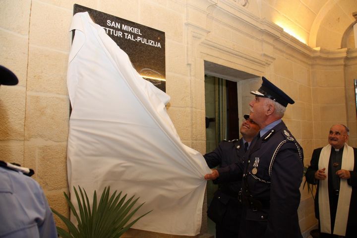 Commemorative plaque unveiled marking 200th anniversary of Malta Police