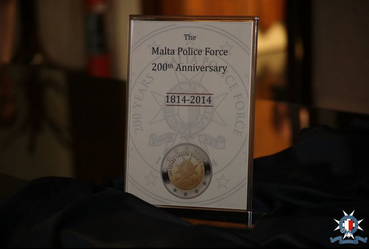€2 commemorative coin marking 200th anniversary of Malta Police
