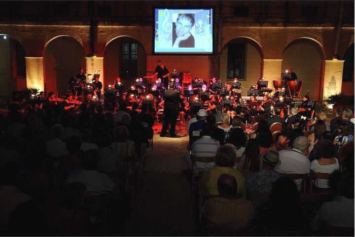 Opera vs Pop Under the Stars enjoyed by large audience in Gozo
