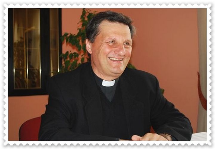 Set of 10 personalised stamps honouring the various Bishops of Gozo Set of 10 personalised stamps honouring the various Bishops of Gozo
