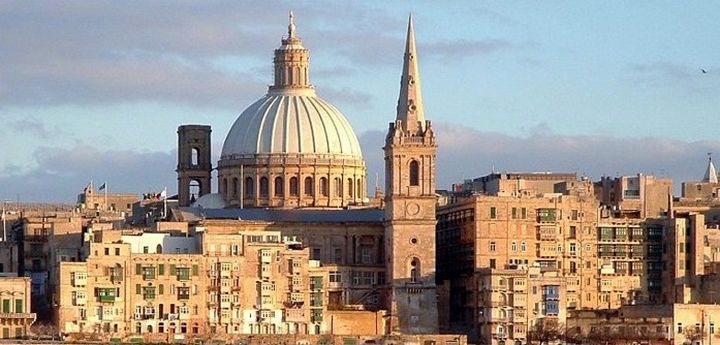 Turnover & employment of Maltese-owned foreign affiliates both grew in 2012 Turnover & employment of Maltese-owned foreign affiliates both grew in 2012