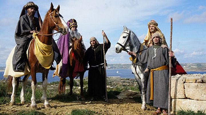 The Magi depart for Gozo from Greccio, home of first Nativity scene