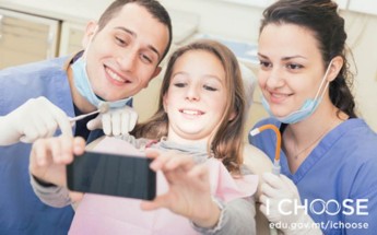 I Choose – Naghzel il-Karriera Tieghi: Education & training information session
