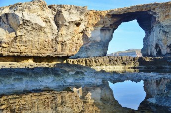Polish man in critical condition after jumping from the Azure Window Polish man in critical condition after jumping from the Azure Window