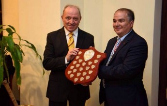 Gieh Ghajnsielem 2015 awarded to former Mayor Francis Cauchi