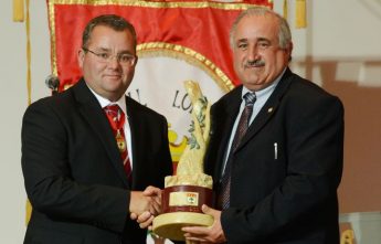 Joe Bajada presented with the ‘Gieh iz-Zebbug 2016’ Award