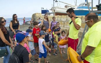 Children learn the basics of water safety with help from the ERRC Children learn the basics of water safety with help from the ERRC
