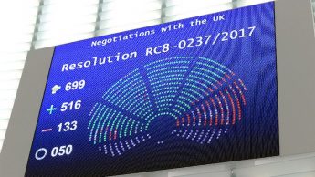 Update: MEPs agree on key conditions for approving UK withdrawal agreement