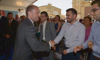 Gozo has a clear choice in 21 days to ensure that it moves forward – PM