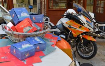 Drink driving educational campaign with free disposable breathalysers