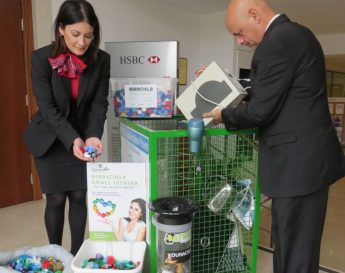HSBC employees collect plastic for Istrina – Every cap matters