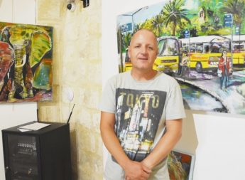 Living Colour – Acrylic art exhibition by Simon Johnson at the Citadel