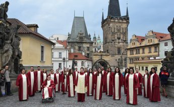 Schola Cantorum Jubilate enjoys successful tour to the Czech Republic