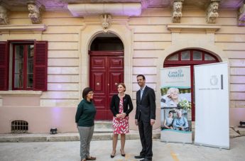 Casa Amalia offers services for the elderly in the community in Victoria