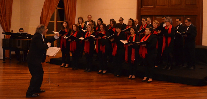 Join the Gaulitanus Choir as they musically usher in the New Year
