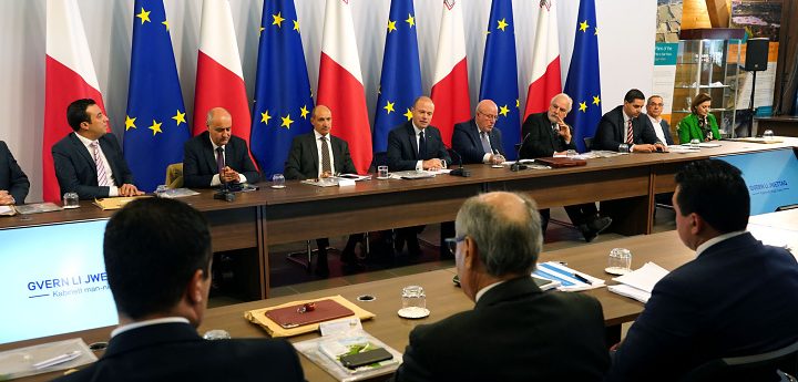 Gozo may switch to using electric vehicles, suggests Prime Minister