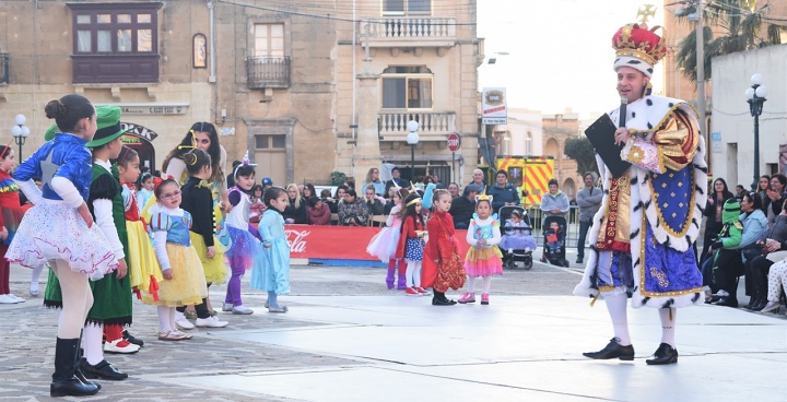 Teachers' unions oppose postponement of carnival holidays