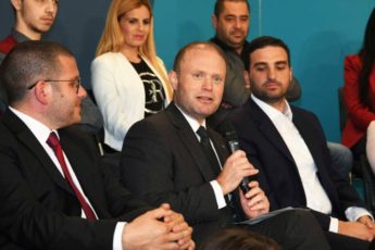 New fibre optic cable will strengthen digital infrastructure of Gozo – PM New fibre optic cable will strengthen digital infrastructure of Gozo – PM