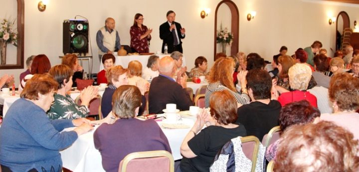 Support Labour MEP candidates to help create a social Europe – Sant