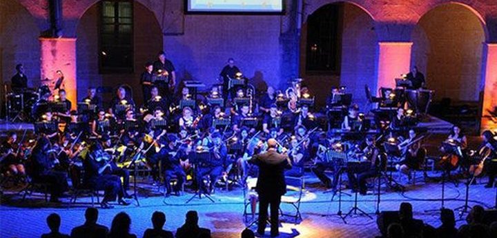 Enjoy an evening of arias and pop in Opera vs Pop Under the Stars