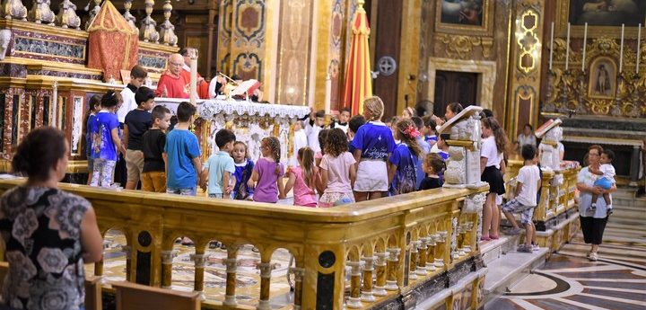 Bishop Carmel Zammit celebrates a day with Pope Saint John Paul II