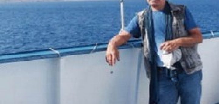 Wink from a passenger – by Alain Salvary