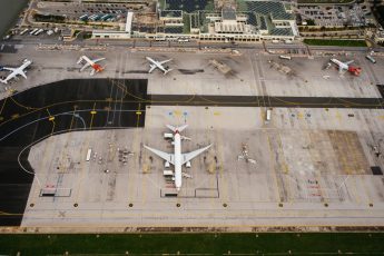 Over 800,000 passengers pass through MIA in August, up 8.4% Over 800,000 passengers pass through MIA in August, up 8.4%