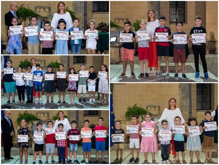TCTC Robotica Nation Gozo certificate presentation to students