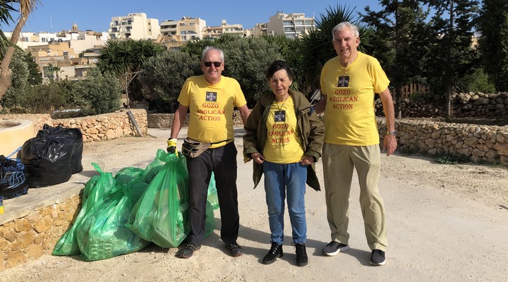 Bethlehem f'Ghajnsielm clean-up by the Gozo Anglican Action Group