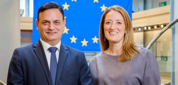 PN MEPs call for new EU measures to protect journalists