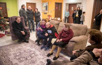 Gozo Minister visits clients at the Jesus of Nazareth Centre, Xaghra