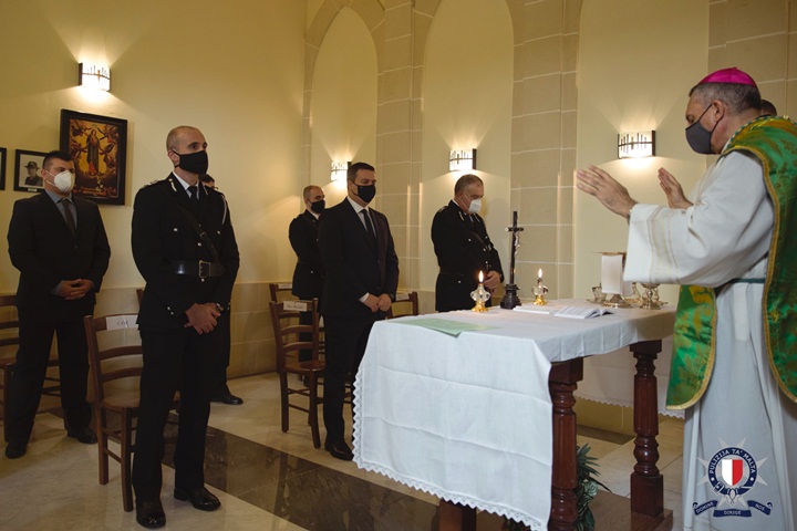 The Police Force in Gozo pays tribute to its departed members