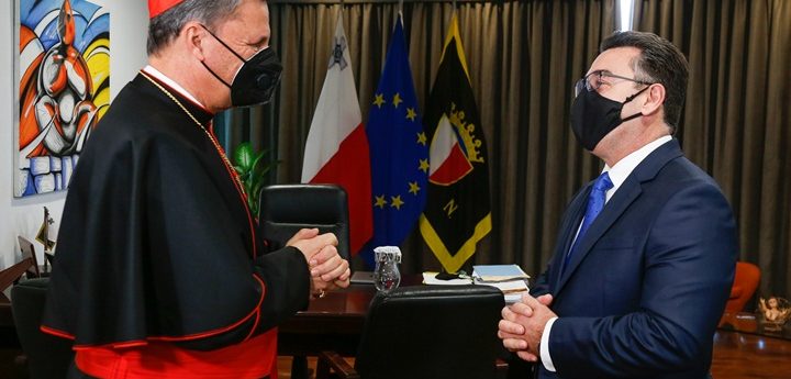 Cardinal Mario Grech pays courtesy visit to Leader of the Opposition