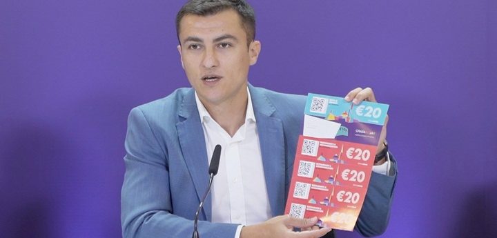 Second round of €100 vouchers may be delayed – Minister